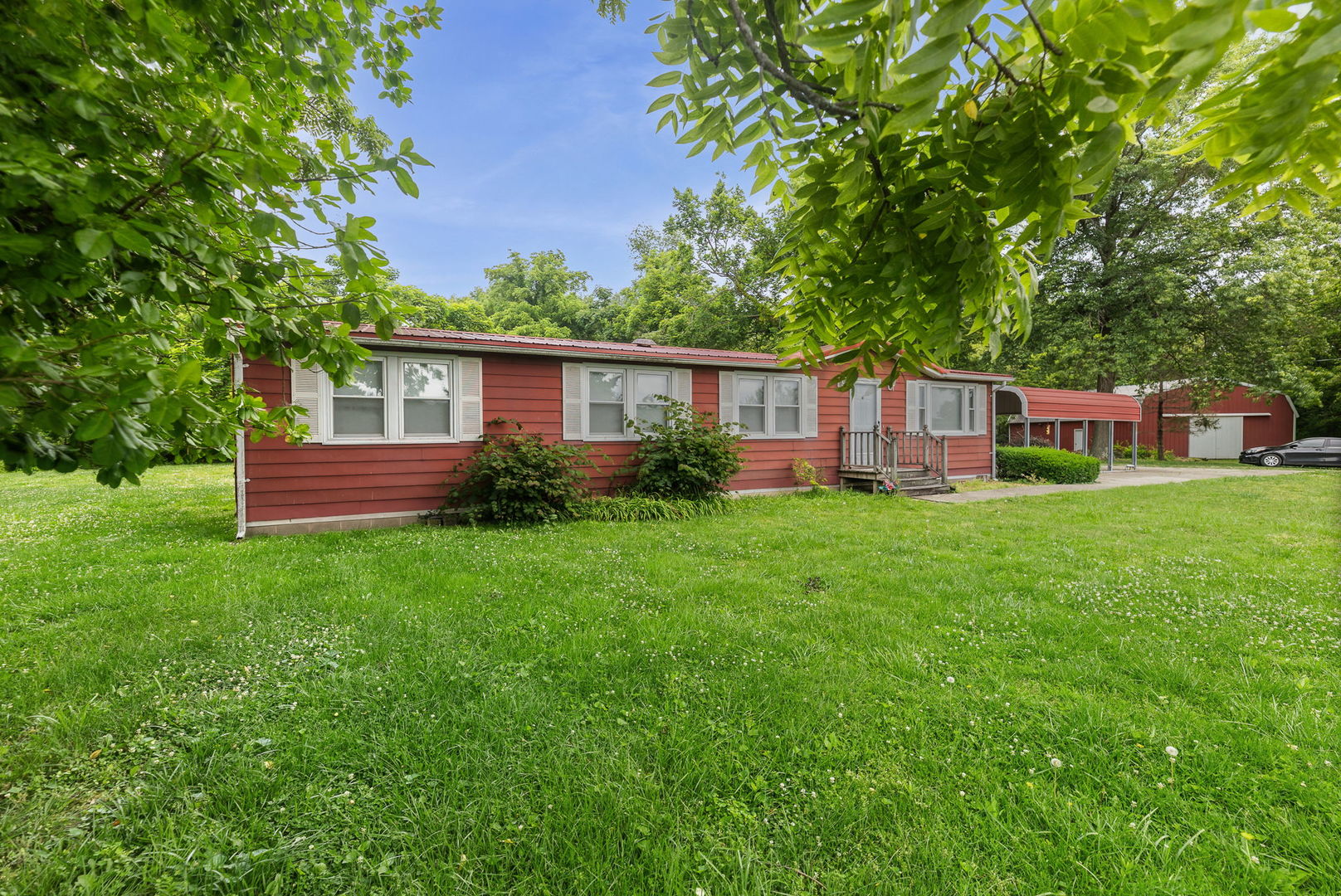 23679 N Carpenter Lane Property Photo 11