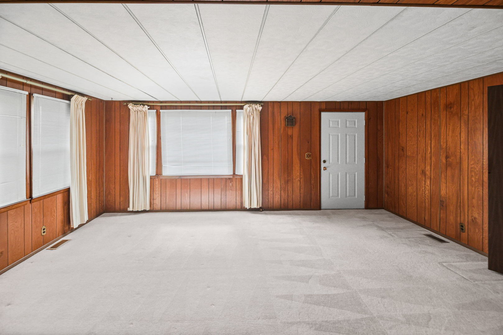 23679 N Carpenter Lane Property Photo 23