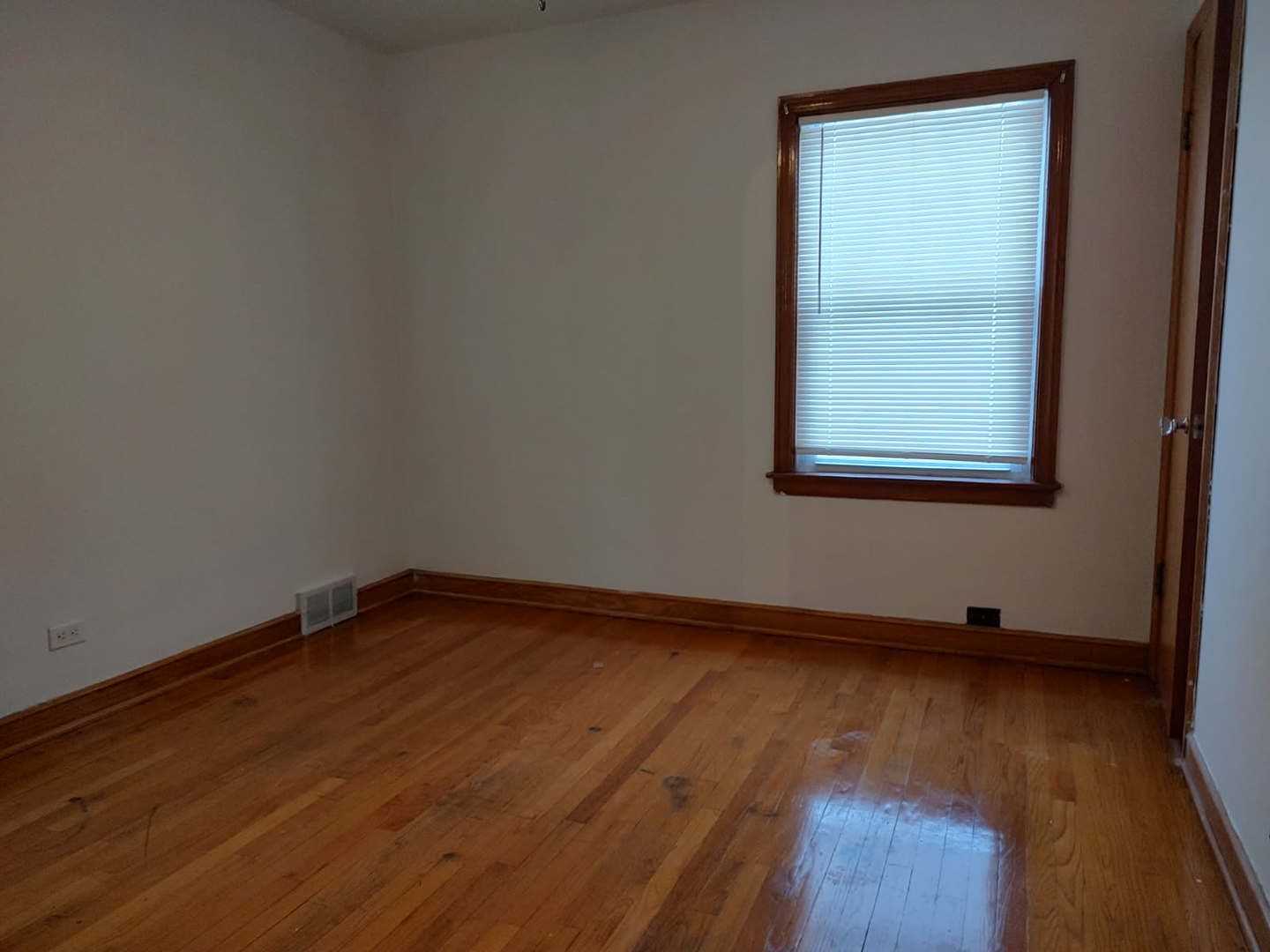 4731 S Kostner Avenue Property Photo 12