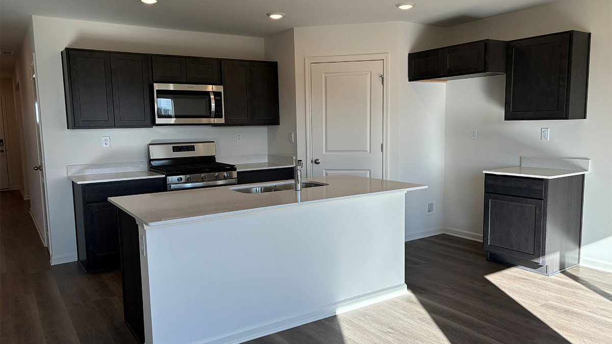 6269 Maple Glen Drive Property Photo 3