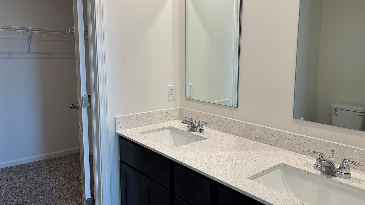6269 Maple Glen Drive Property Photo 11