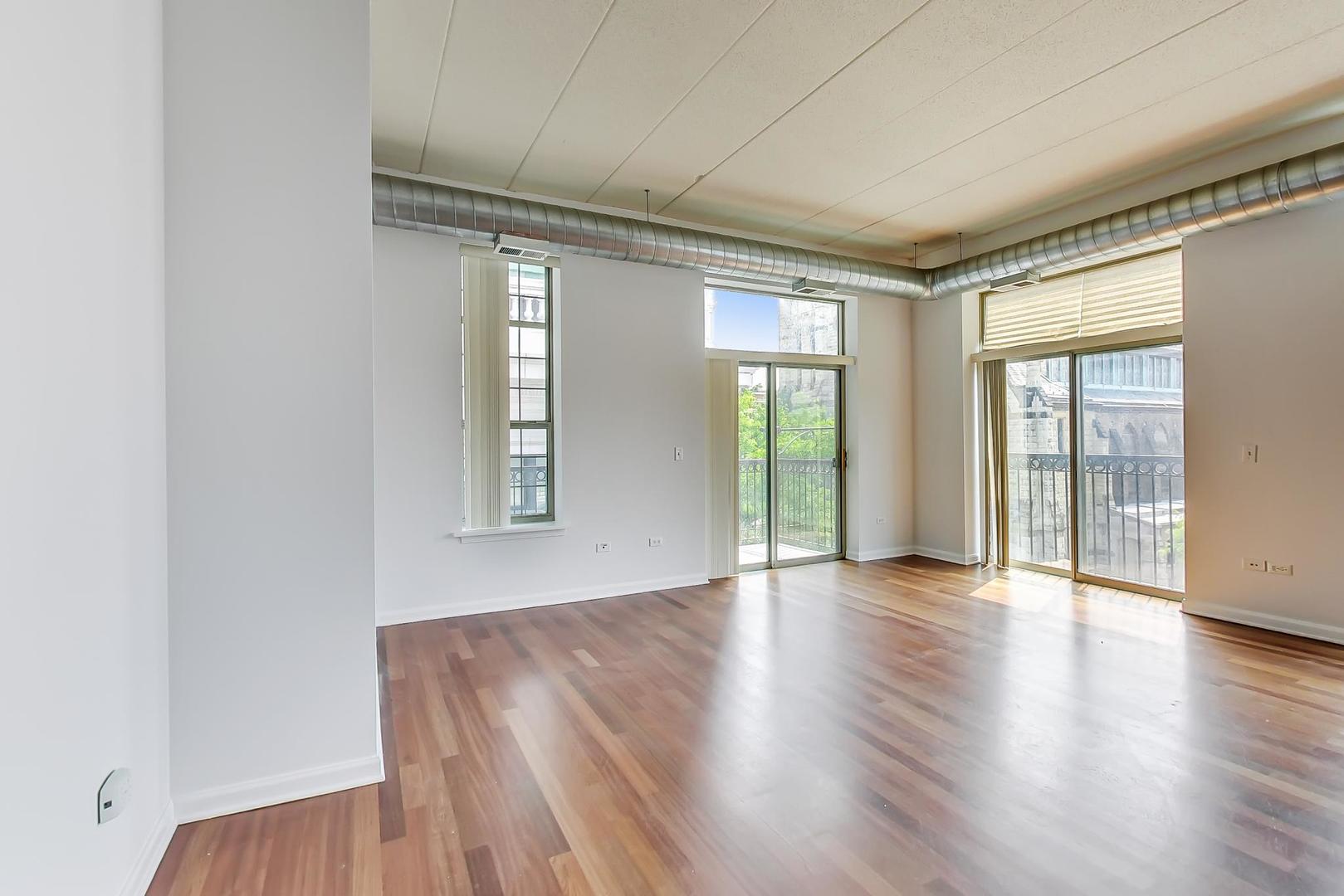 1919 S Michigan Avenue 302 Property Photo 7
