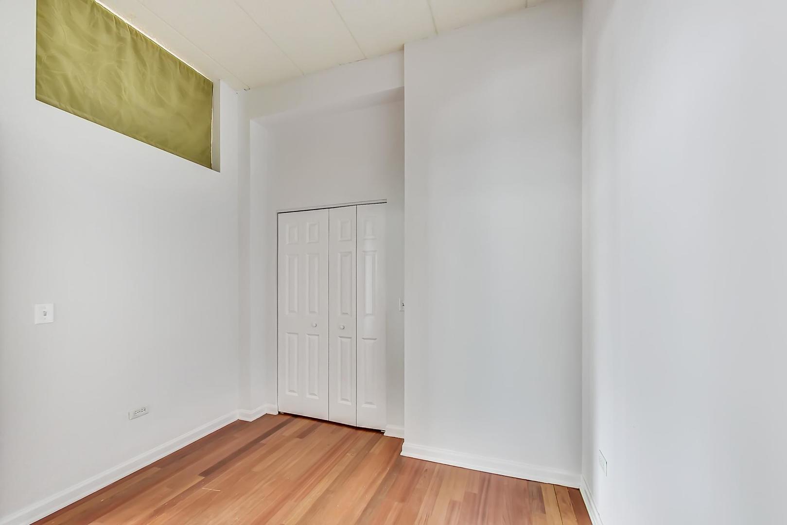 1919 S Michigan Avenue 302 Property Photo 18