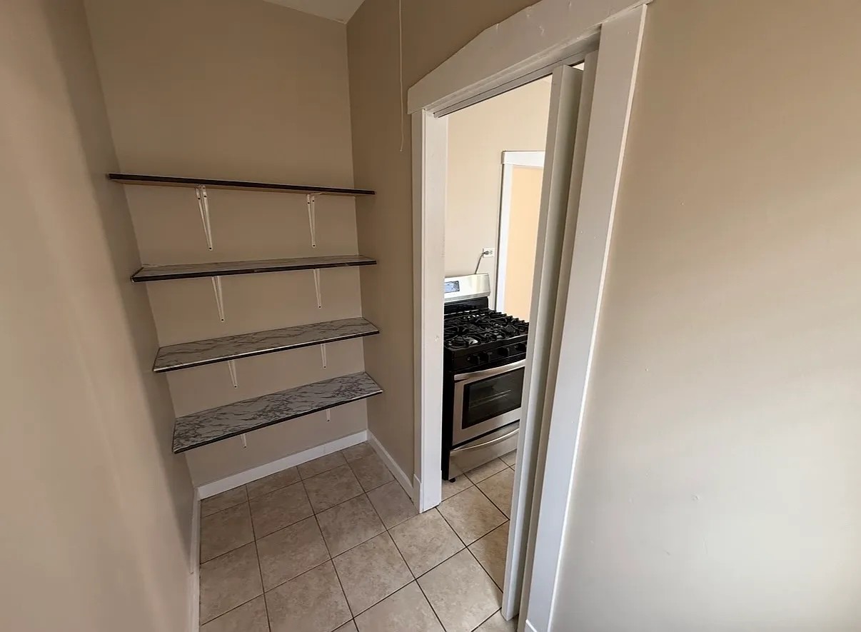 4158 W Potomac Avenue Property Photo 12