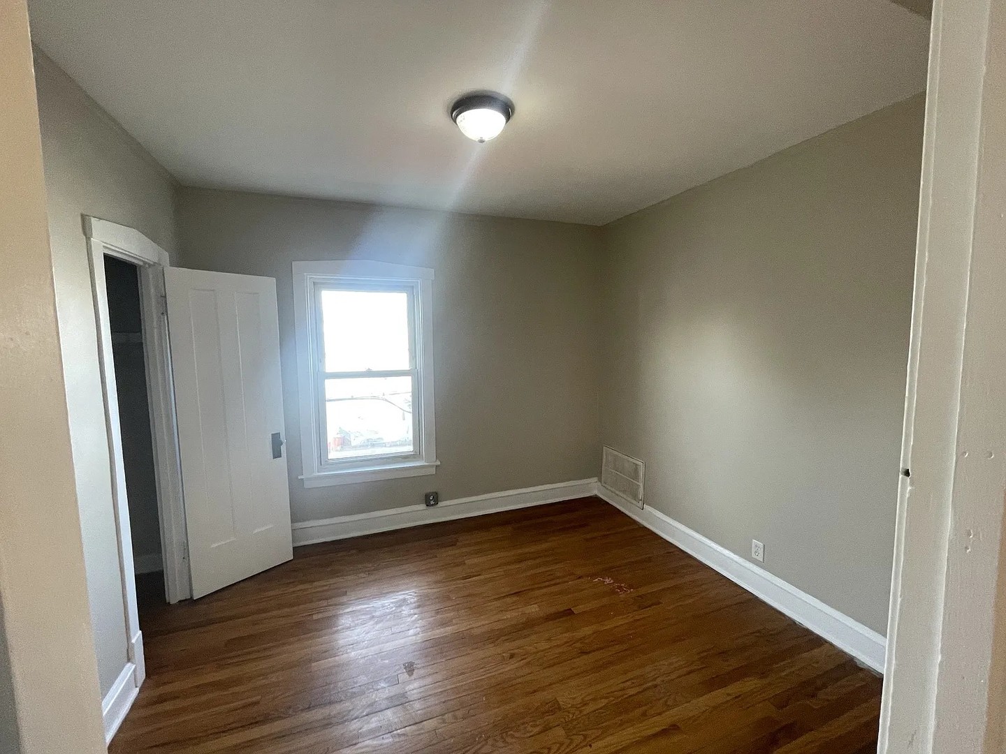 4158 W Potomac Avenue Property Photo 31