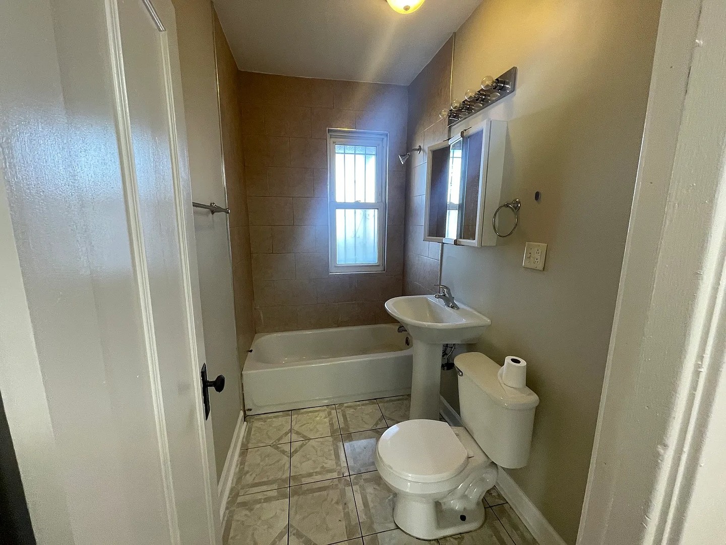 4158 W Potomac Avenue Property Photo 32