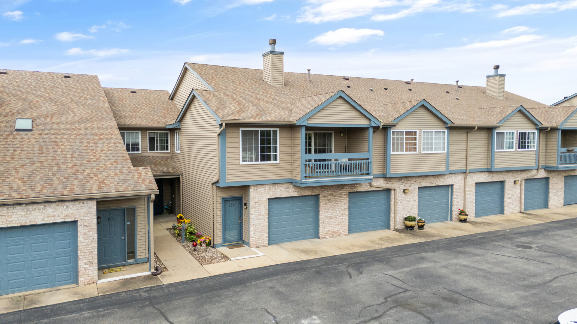 2408 Windward Boulevard 205 Property Photo 1