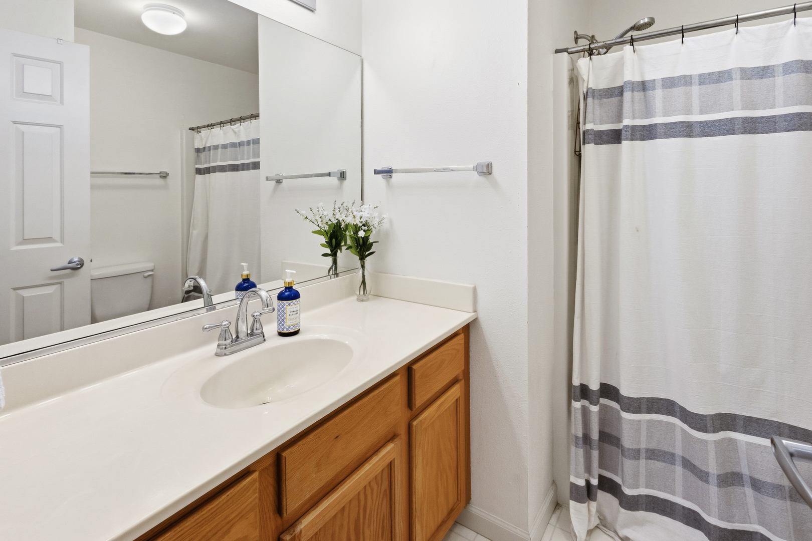 2408 Windward Boulevard 205 Property Photo 17