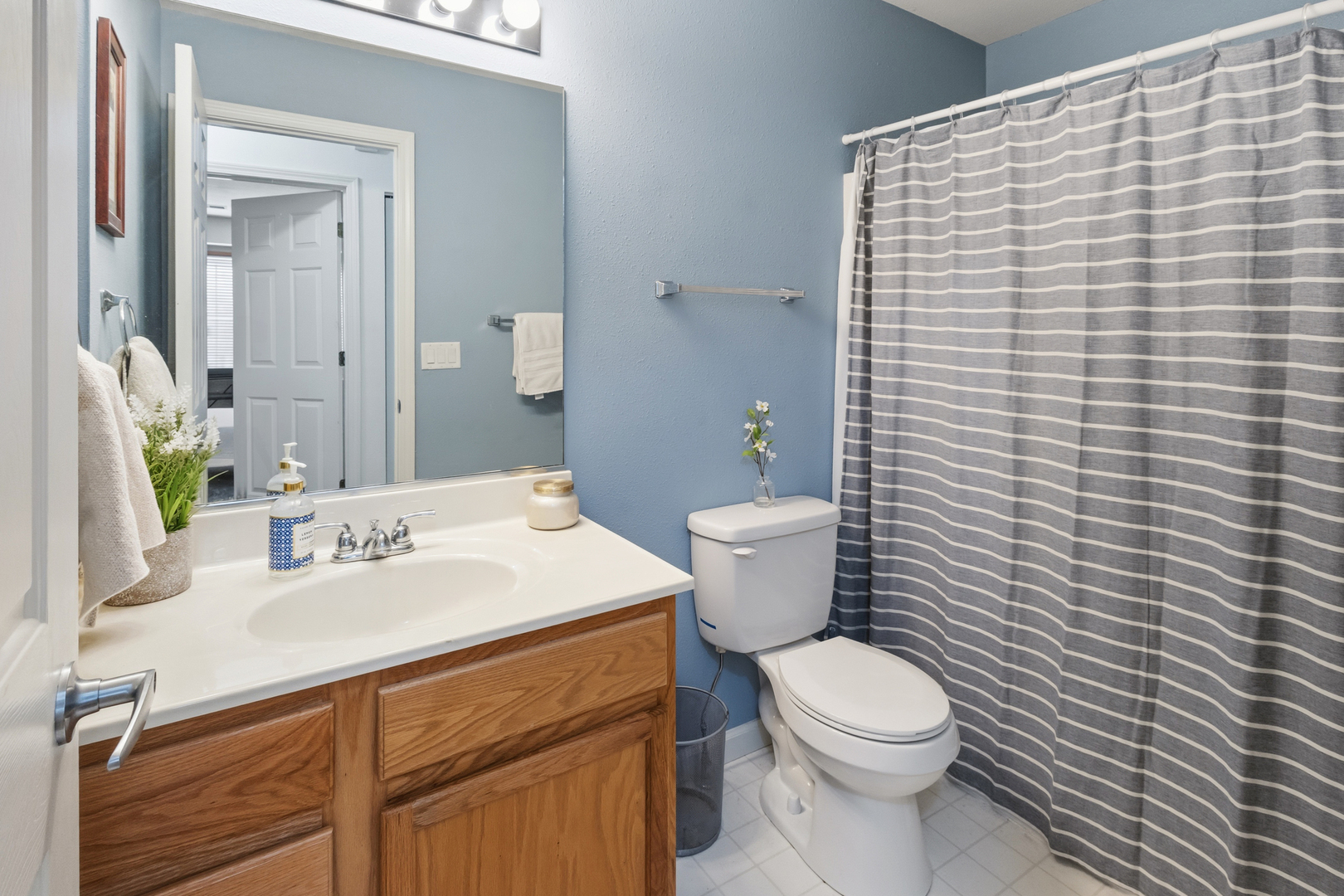 2408 Windward Boulevard 205 Property Photo 21