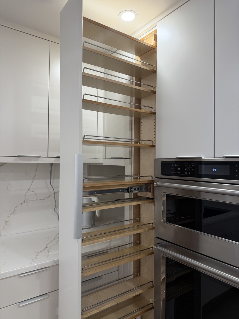 360 E Randolph Street 1606 Property Photo 5
