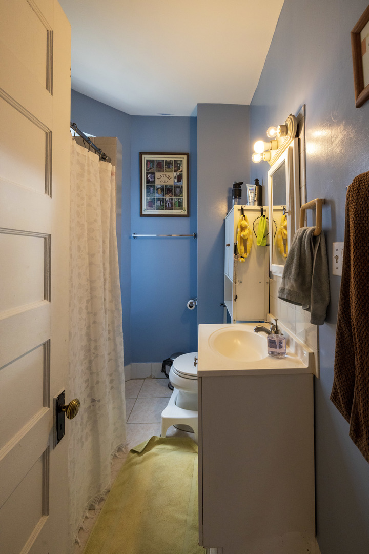 2648 N Francisco Avenue Property Photo 26