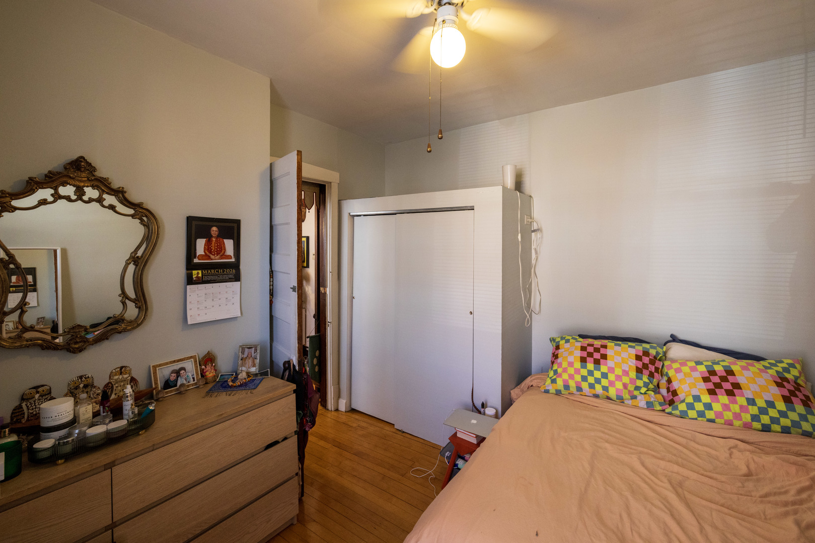 2648 N Francisco Avenue Property Photo 34