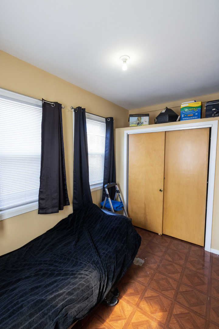 2648 N Francisco Avenue Property Photo 51