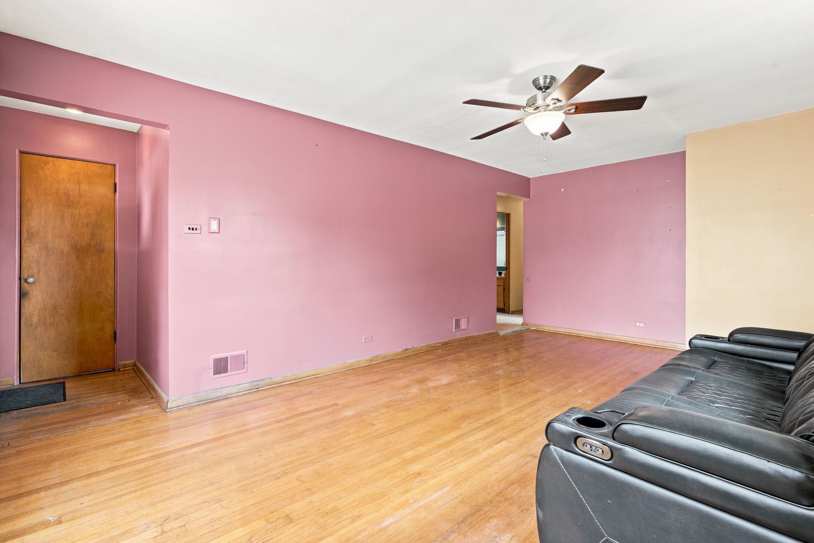 3919 Scoville Avenue Property Photo 11