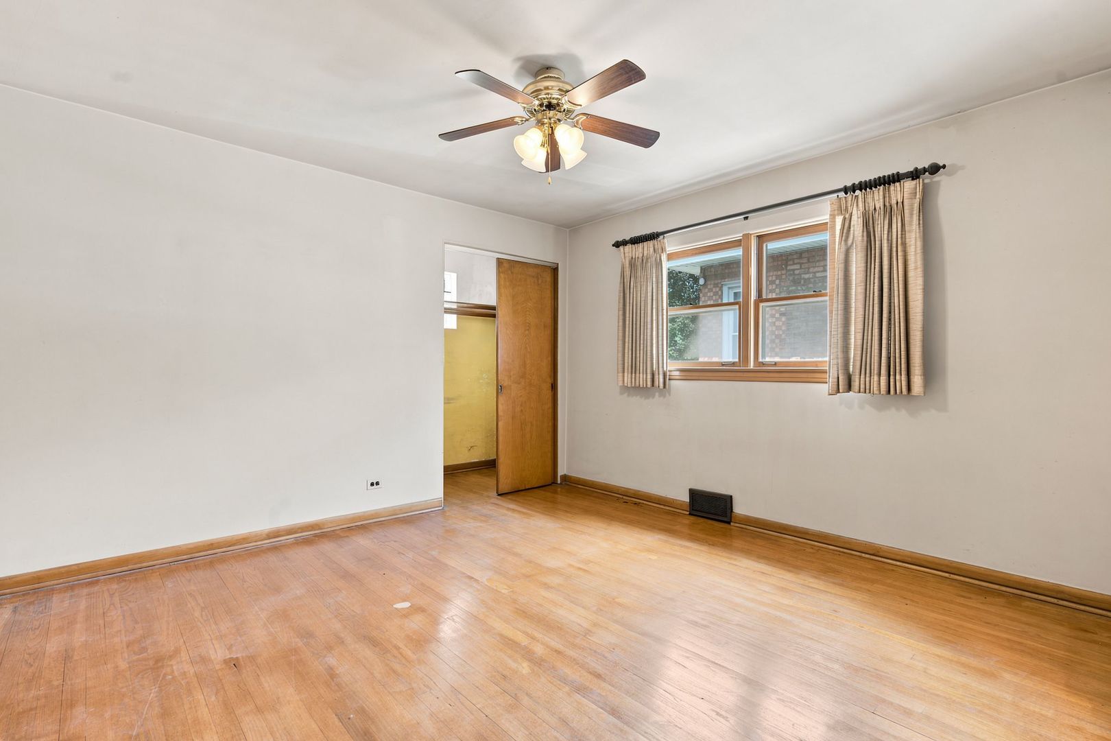 3919 Scoville Avenue Property Photo 15