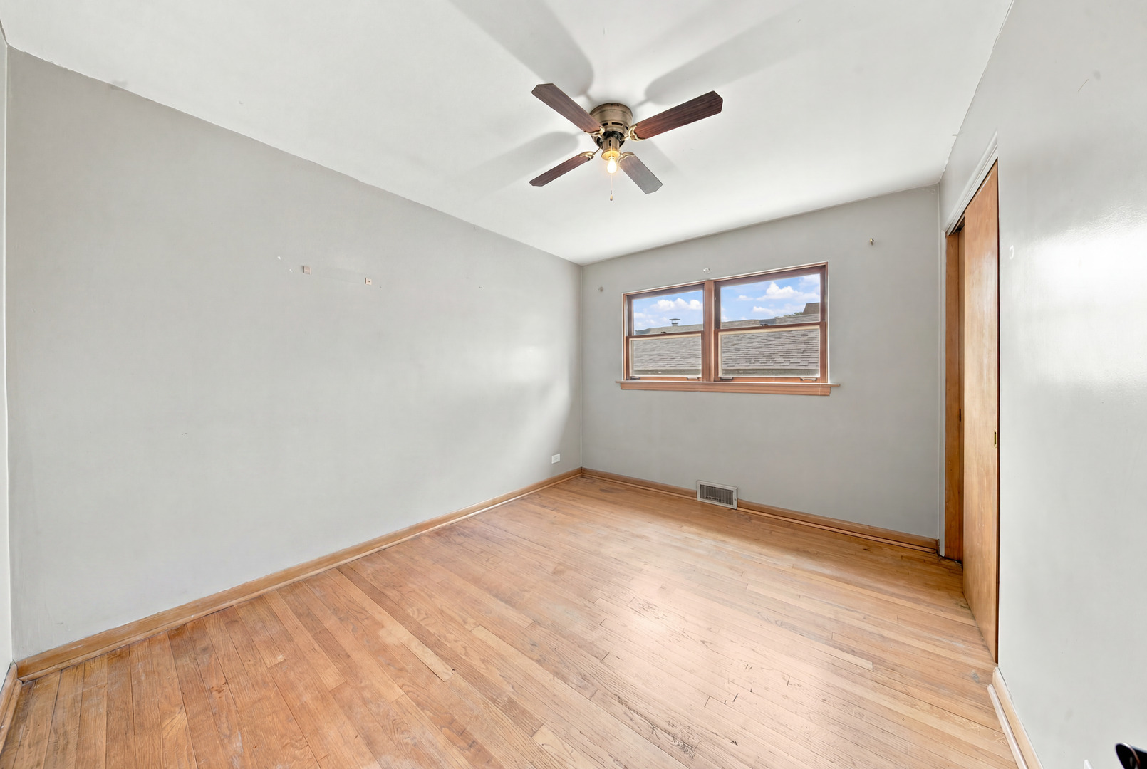 3919 Scoville Avenue Property Photo 17