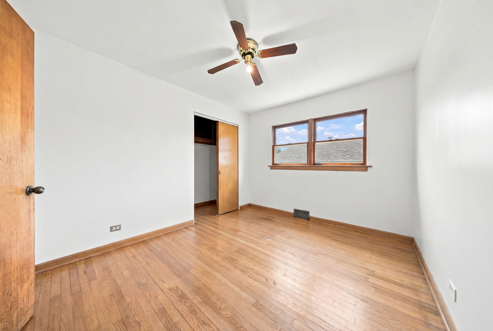 3919 Scoville Avenue Property Photo 19