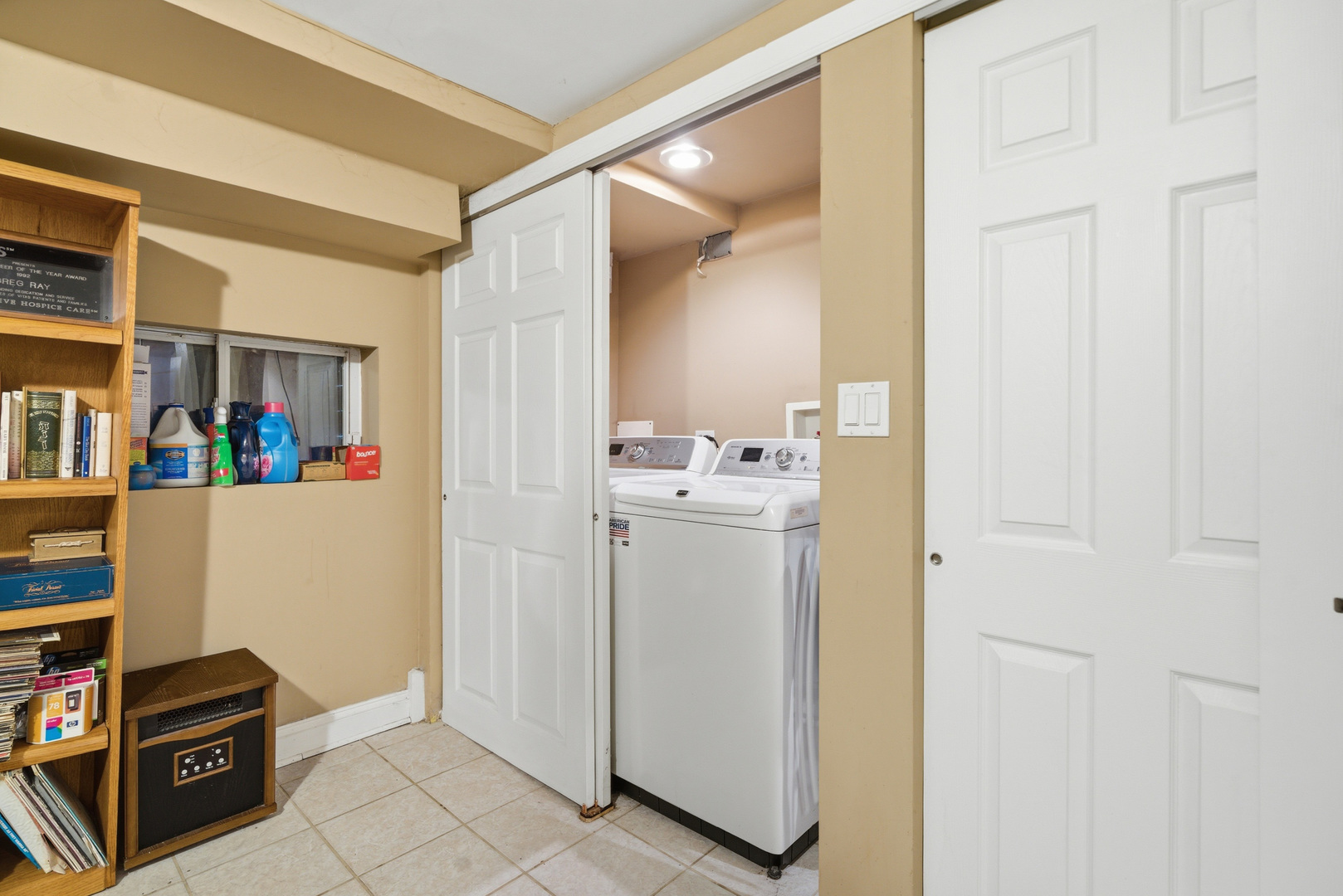 7910 Babb Avenue Property Photo 31