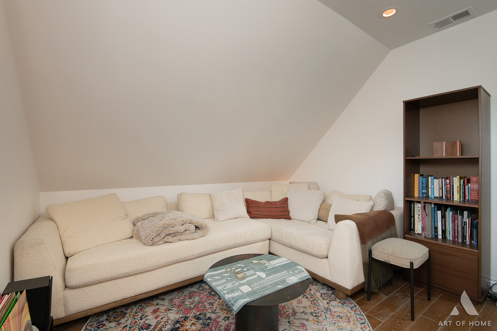 2821 N Springfield Avenue Property Photo 16