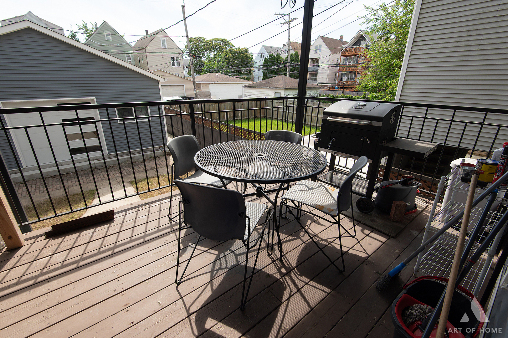 2821 N Springfield Avenue Property Photo 44