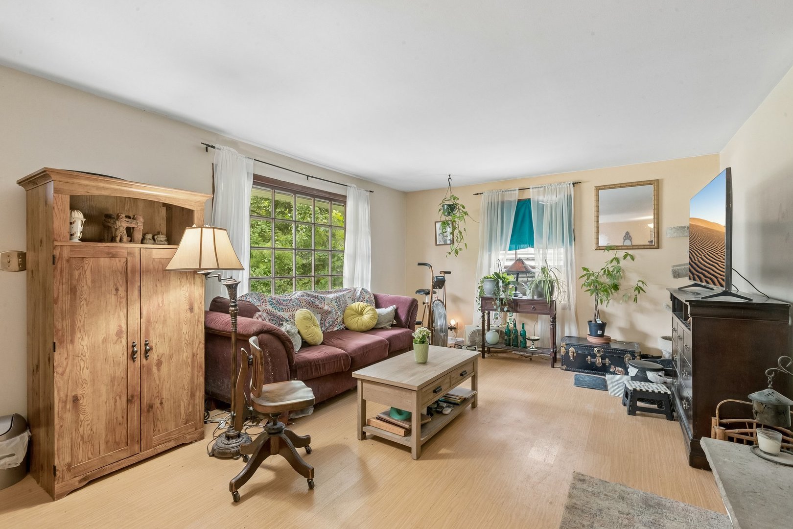 18156 W Timber Lane Property Photo 3