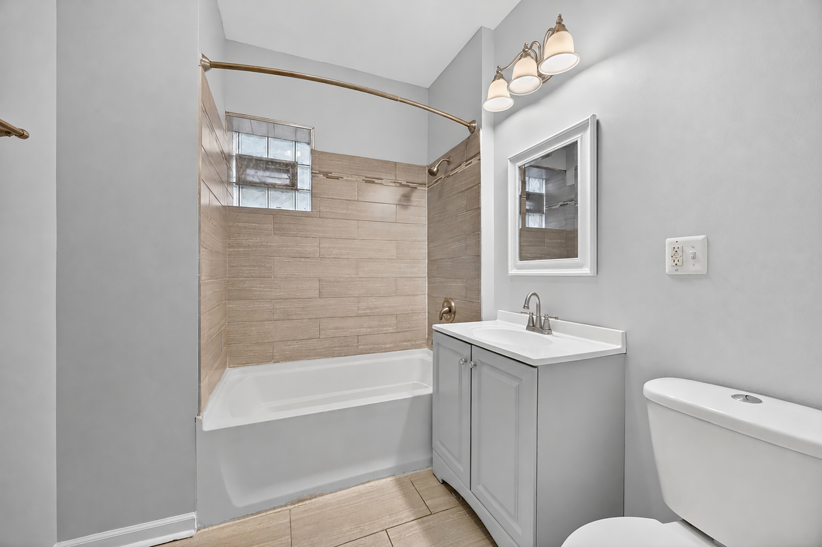 7406 S Crandon Avenue Property Photo 15