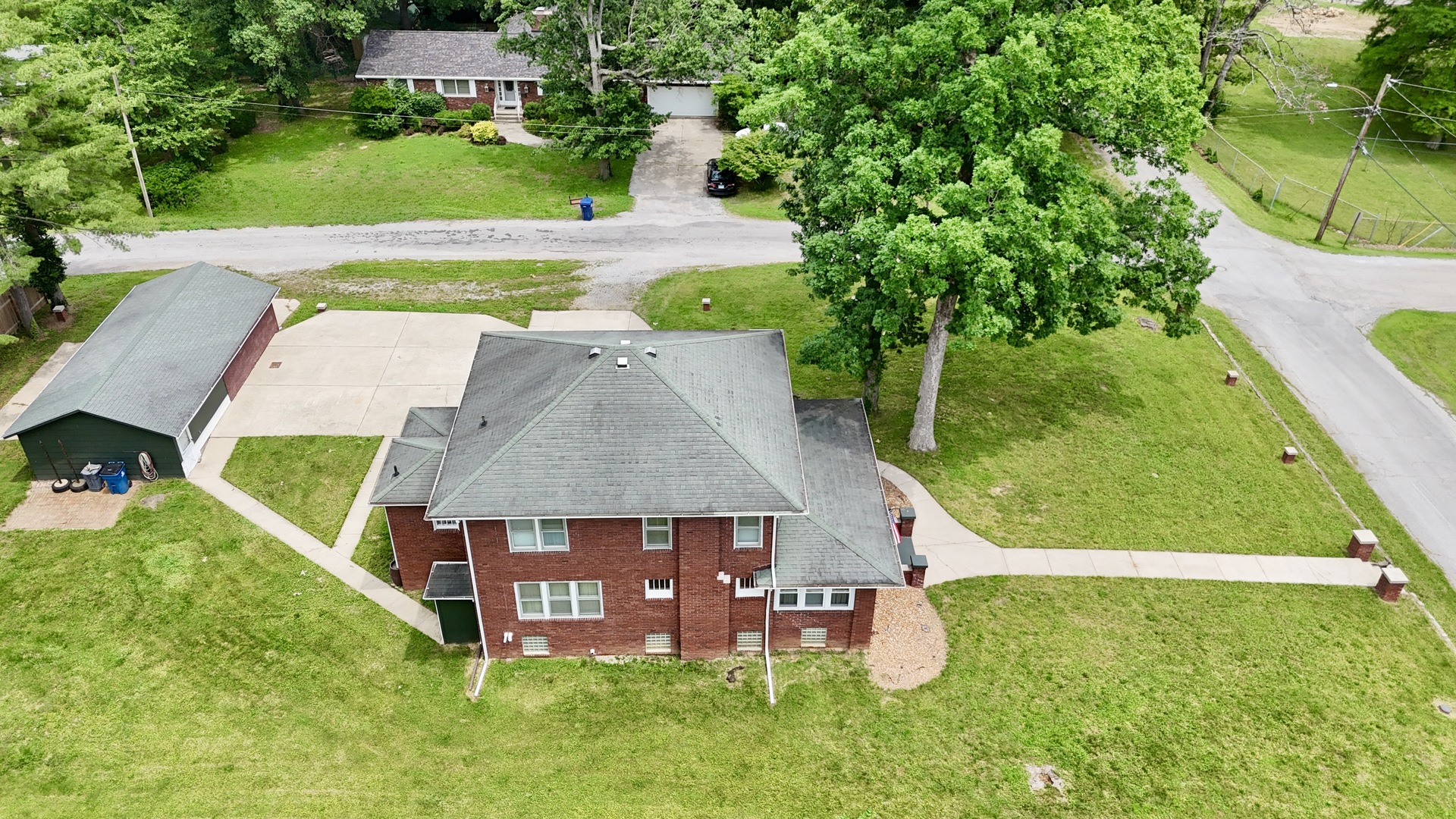 1800 Franklin Avenue Property Photo 8