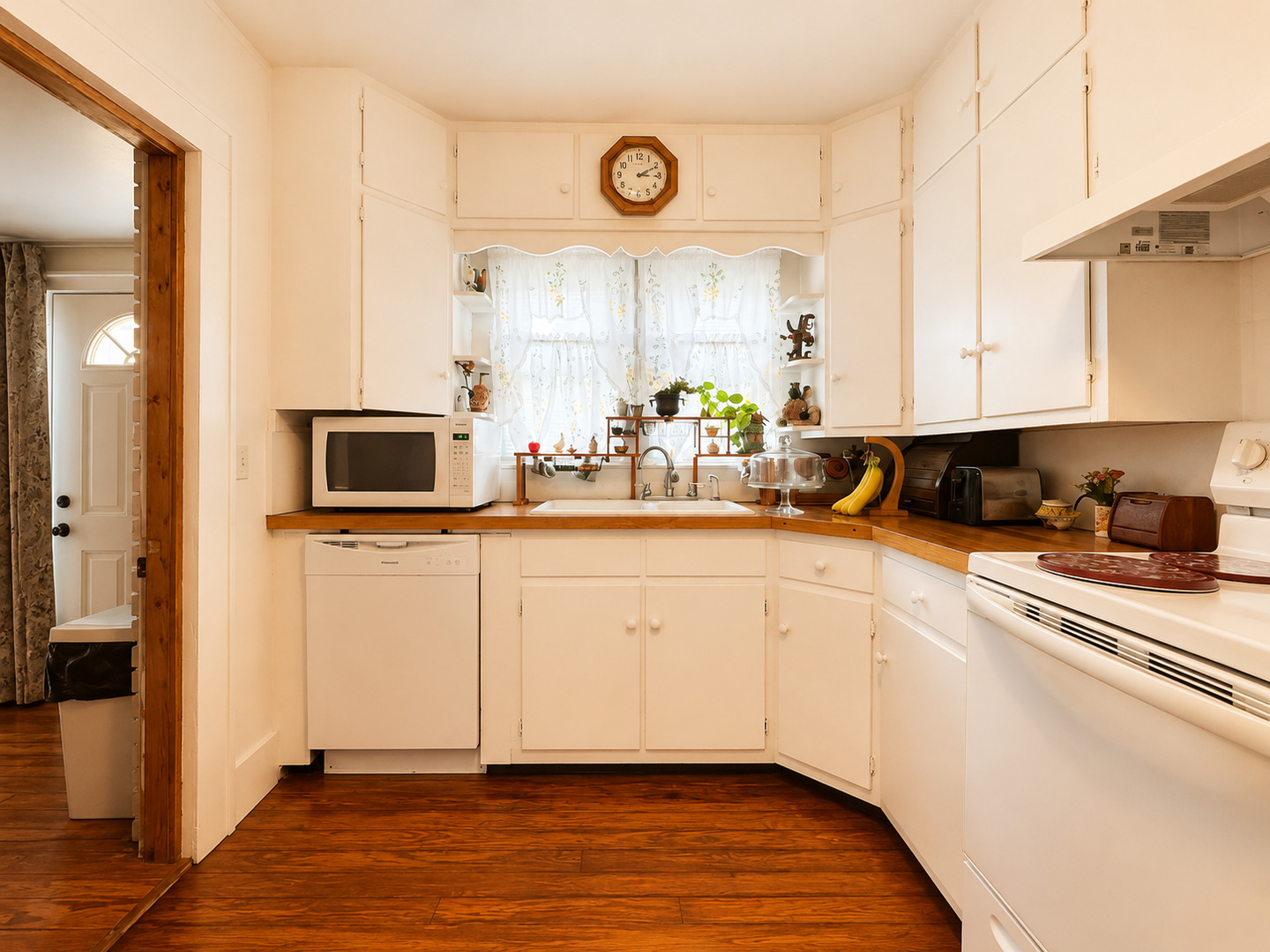 1800 Franklin Avenue Property Photo 18