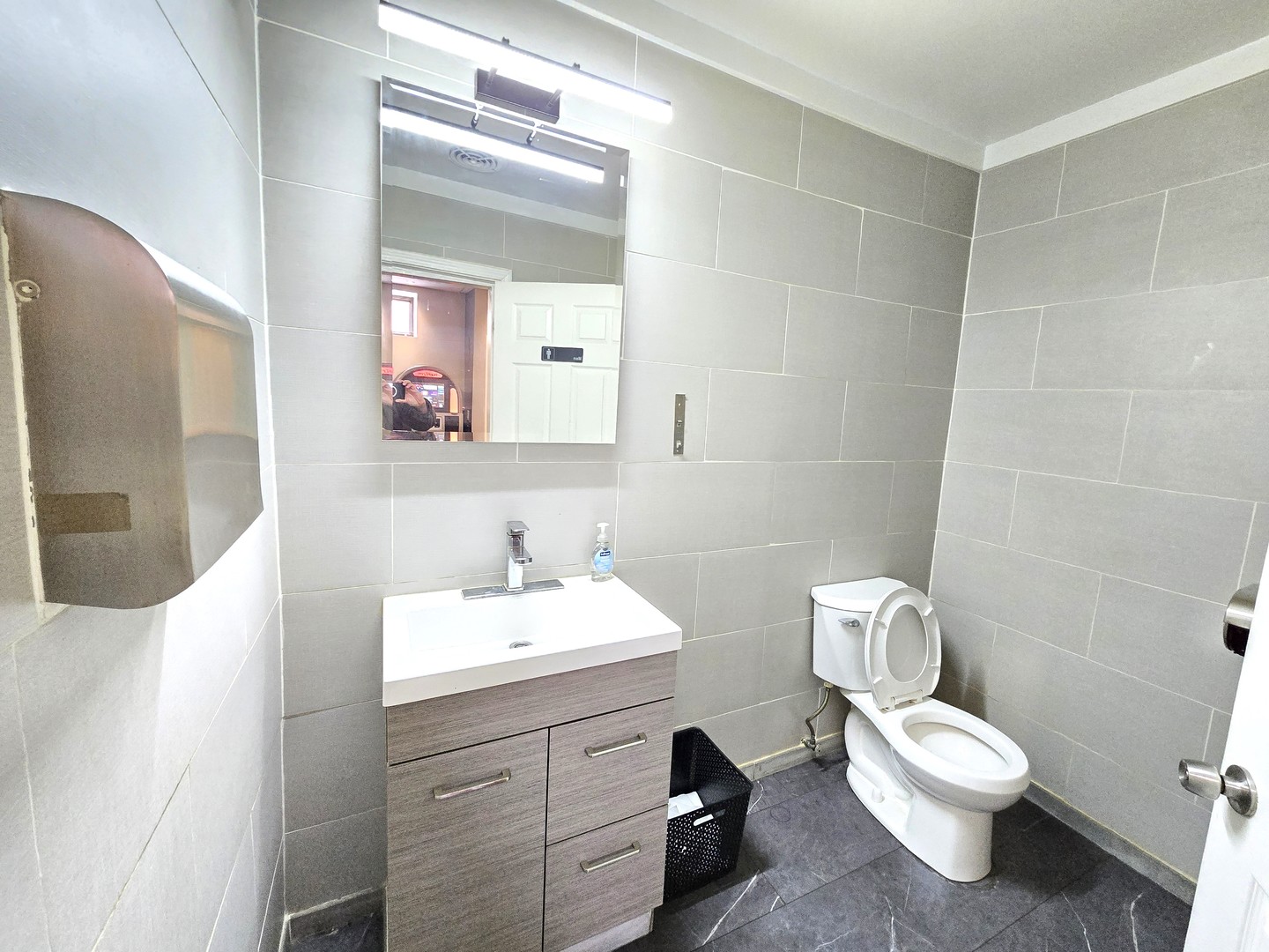 334 W 29th Street Property Photo 13