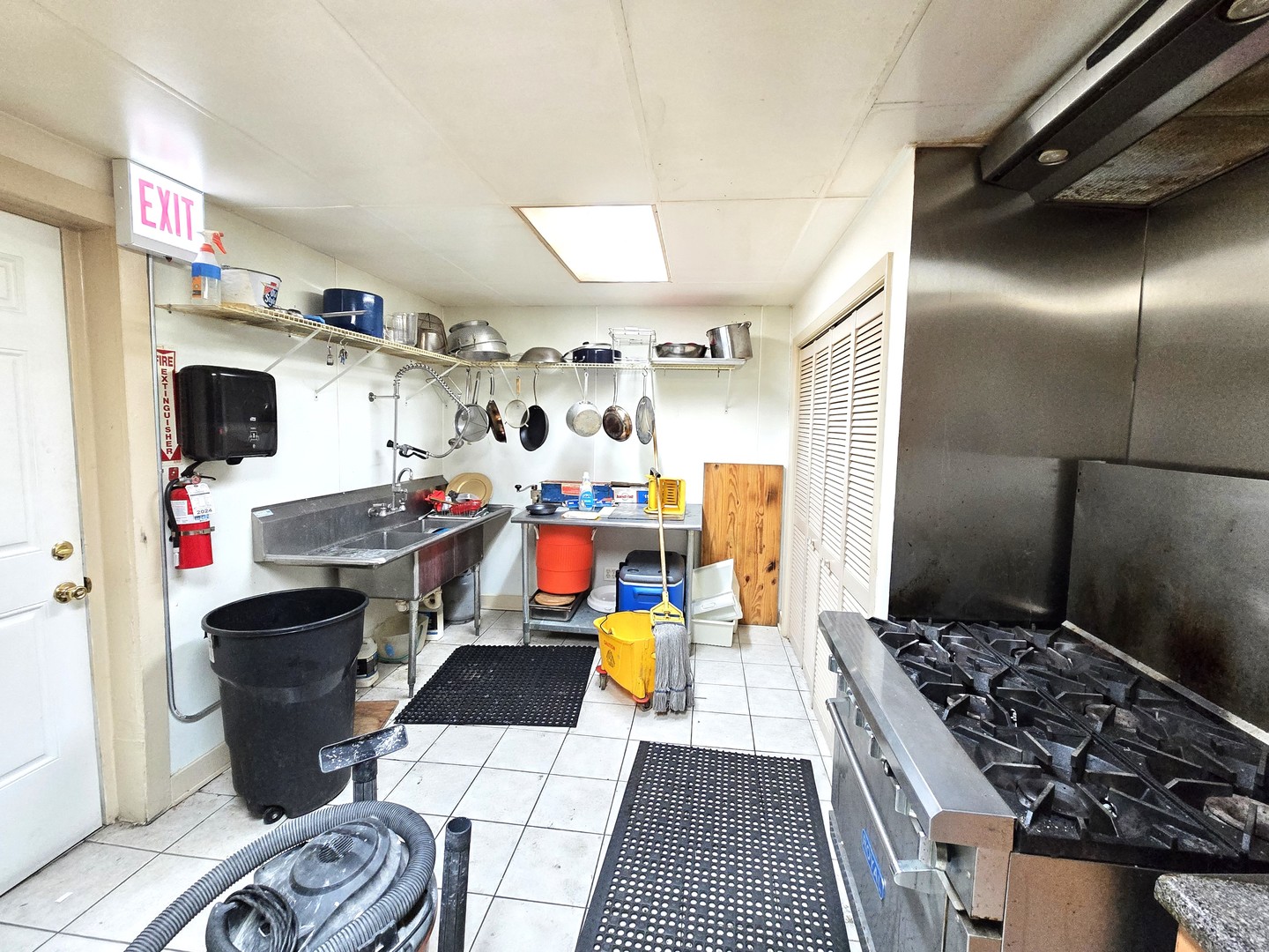 334 W 29th Street Property Photo 16