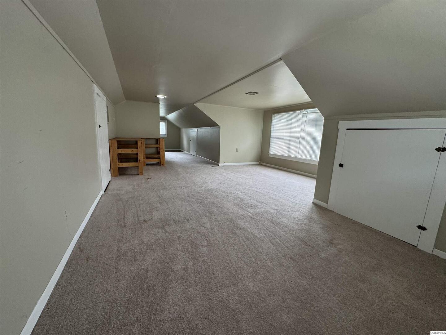 627 S 20th Property Photo 13