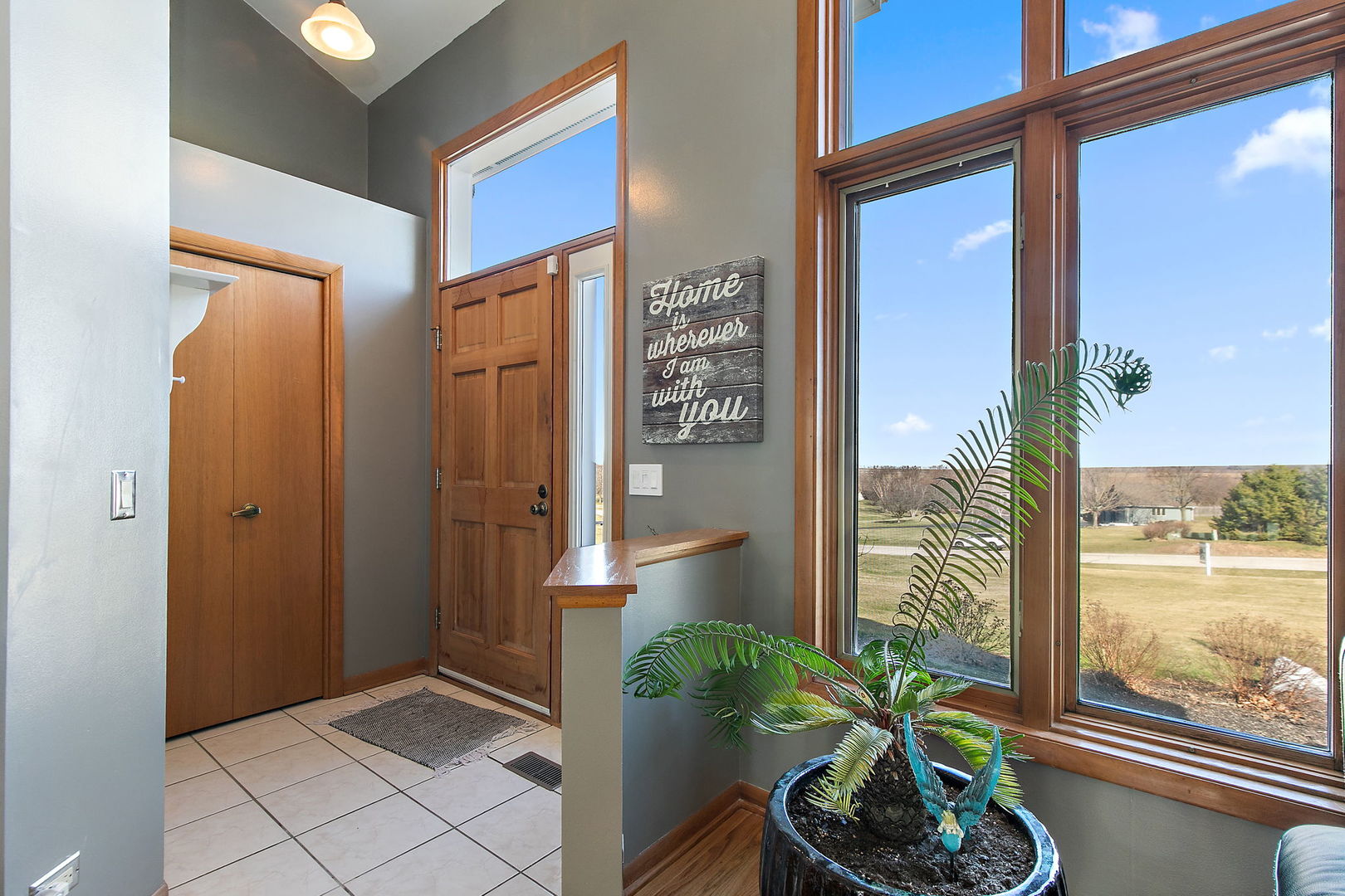 45w169 Hillview Lane Property Photo 2