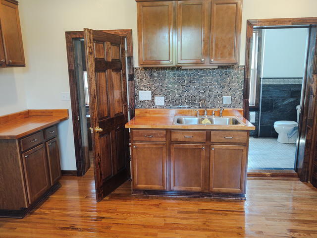 1800 S Jefferson Street Property Photo 20