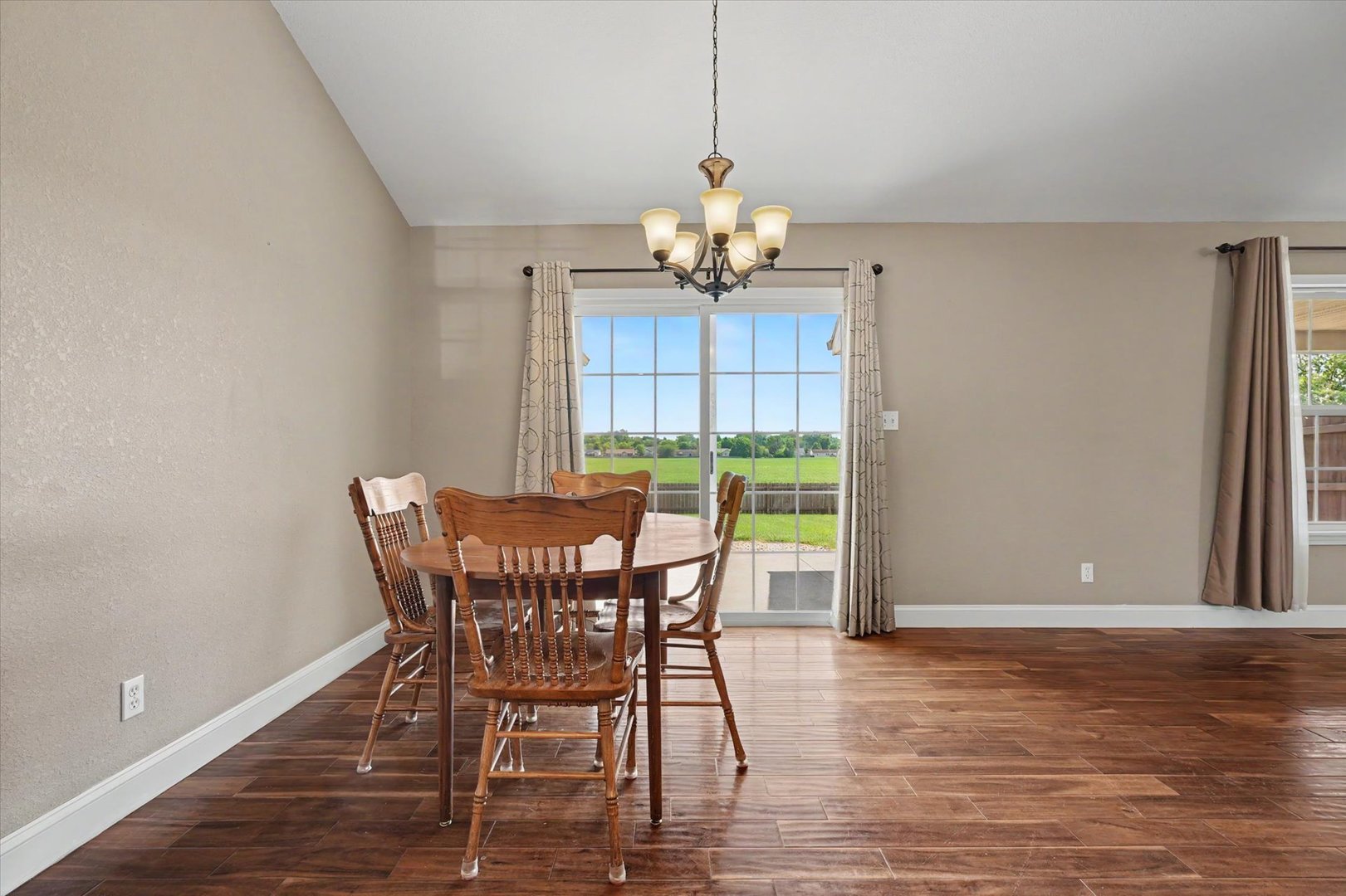 12672598 Property Photo 17