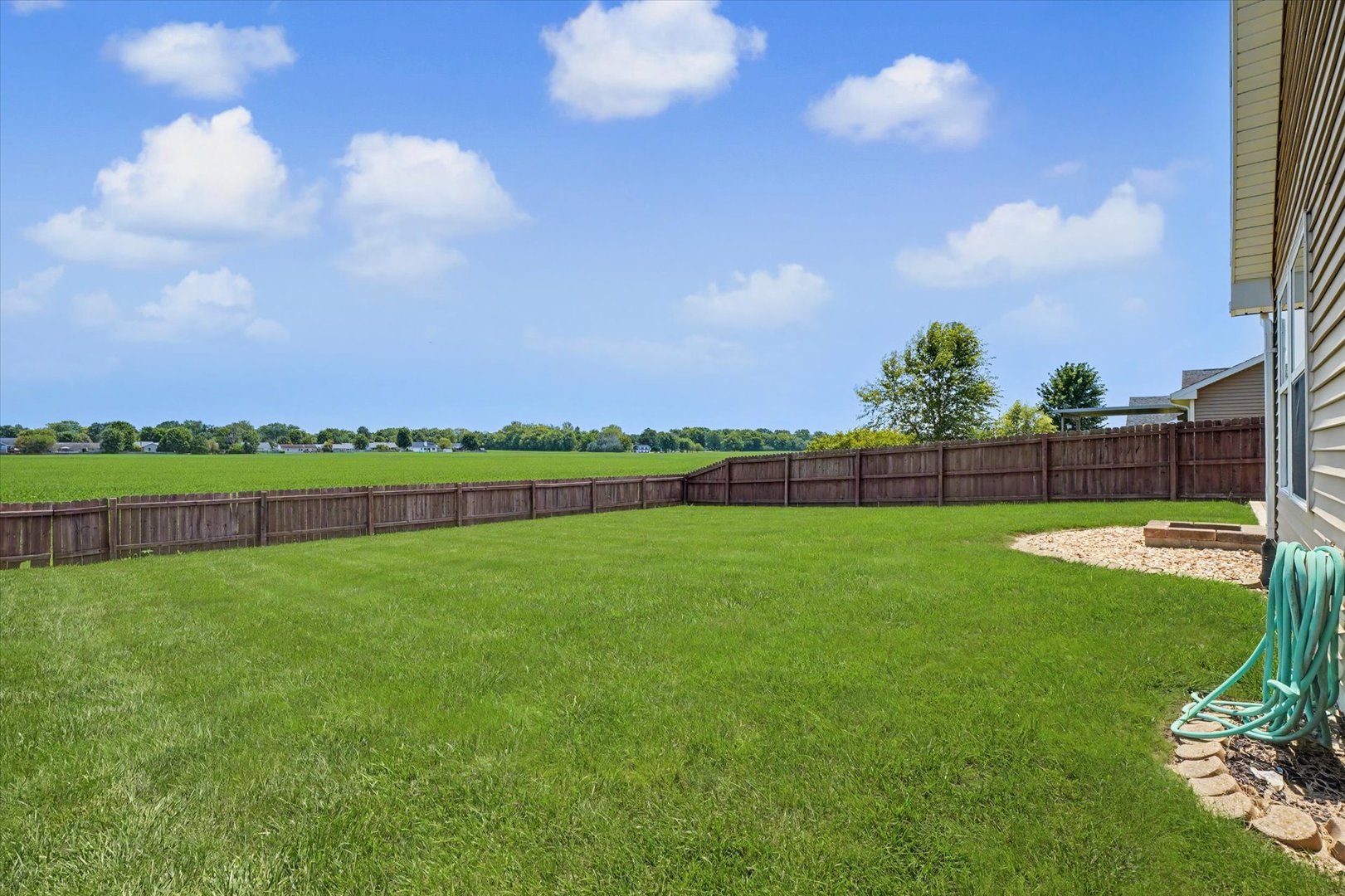 12672598 Property Photo 38