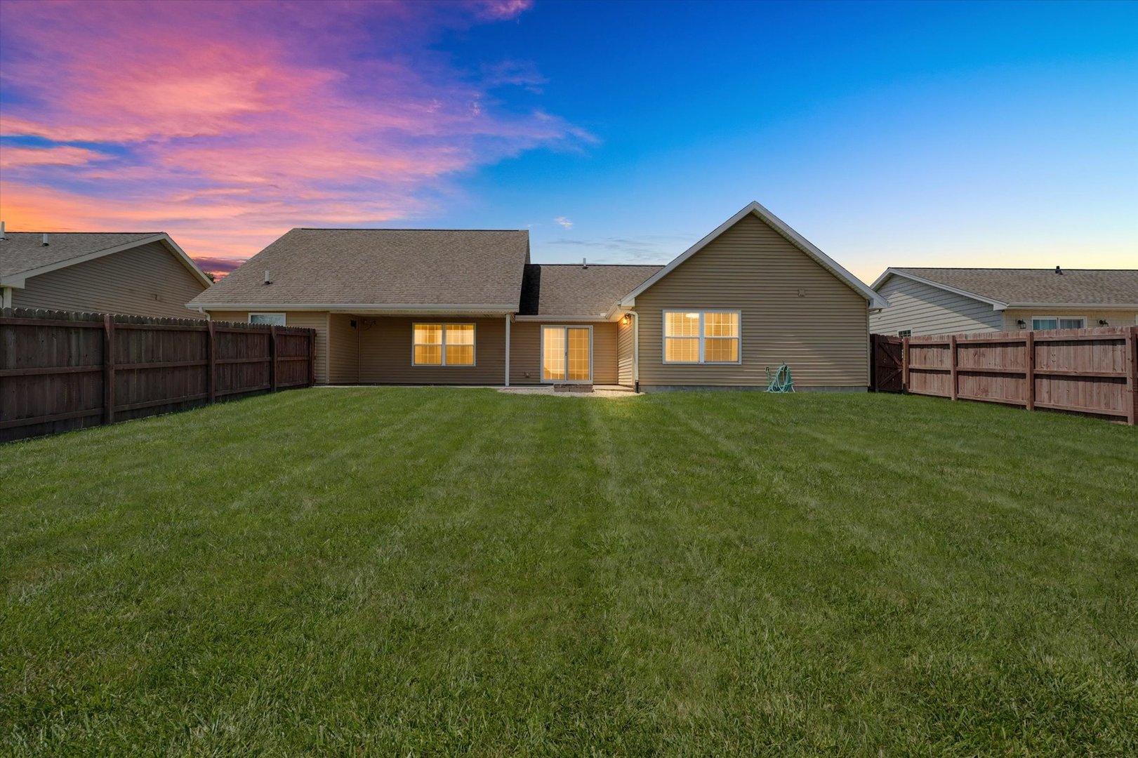 12672598 Property Photo 41