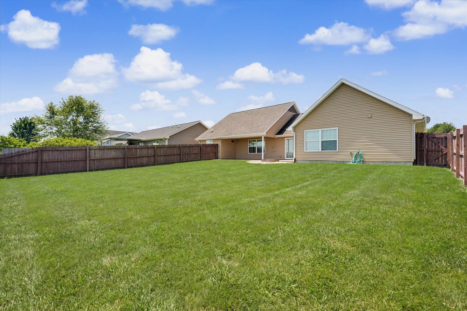 12672598 Property Photo 42