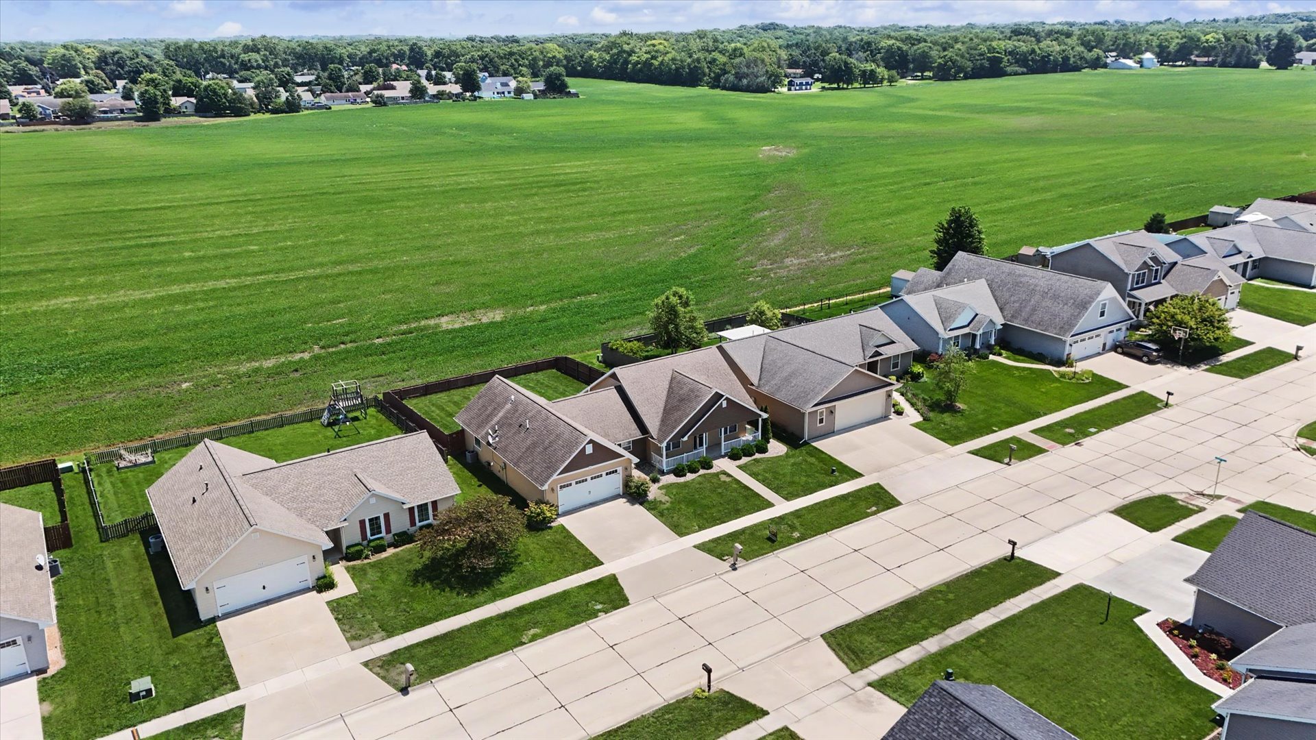 12672598 Property Photo 46