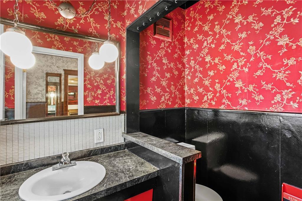 1418 Pennsylvania Avenue Property Photo 33