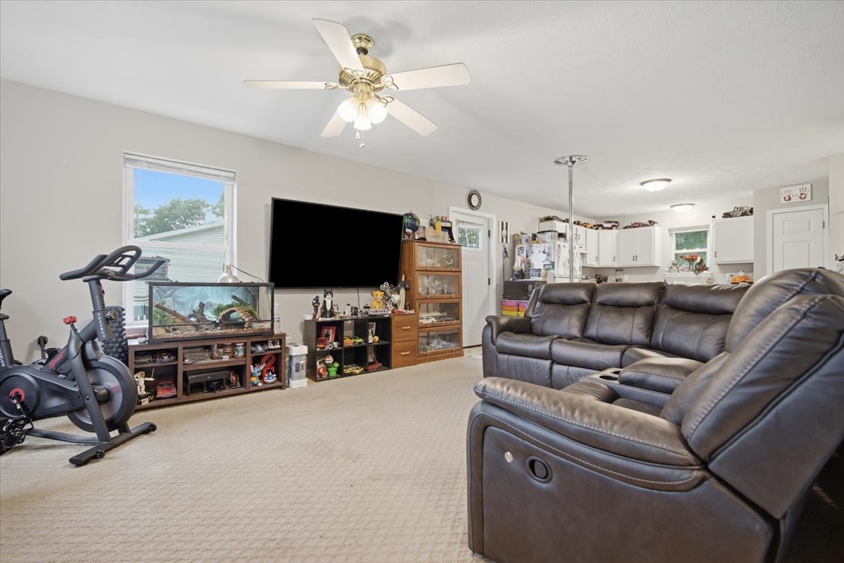 1 Humanity Lane Property Photo 3
