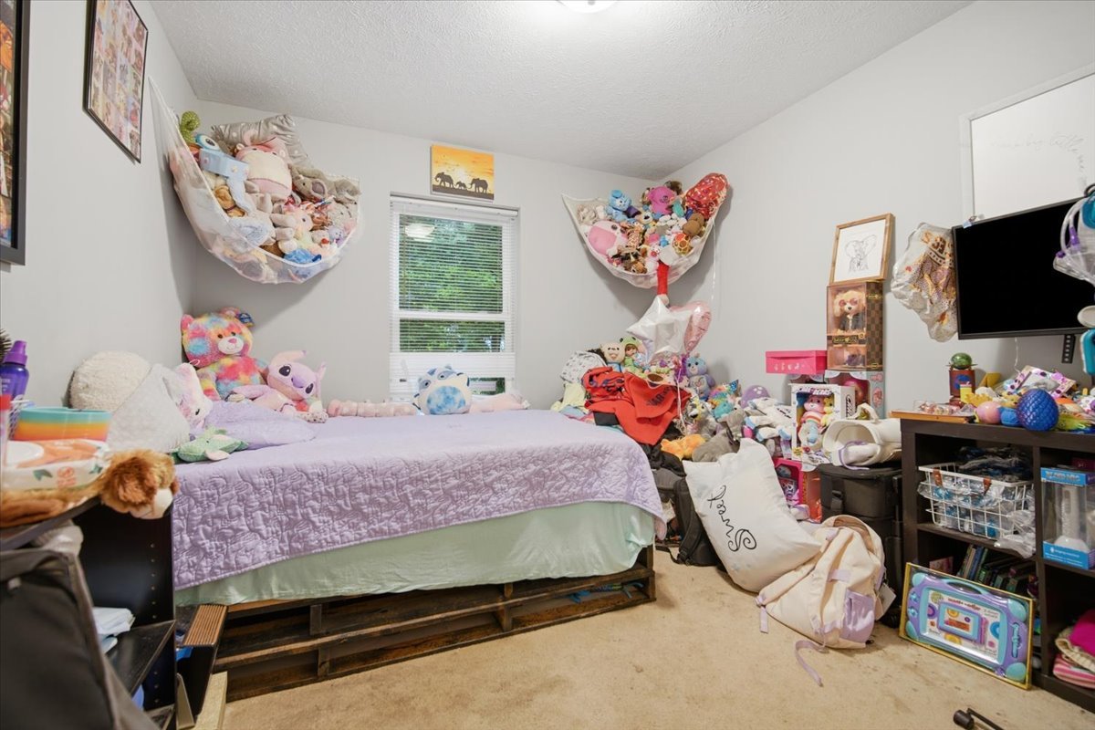 1 Humanity Lane Property Photo 9