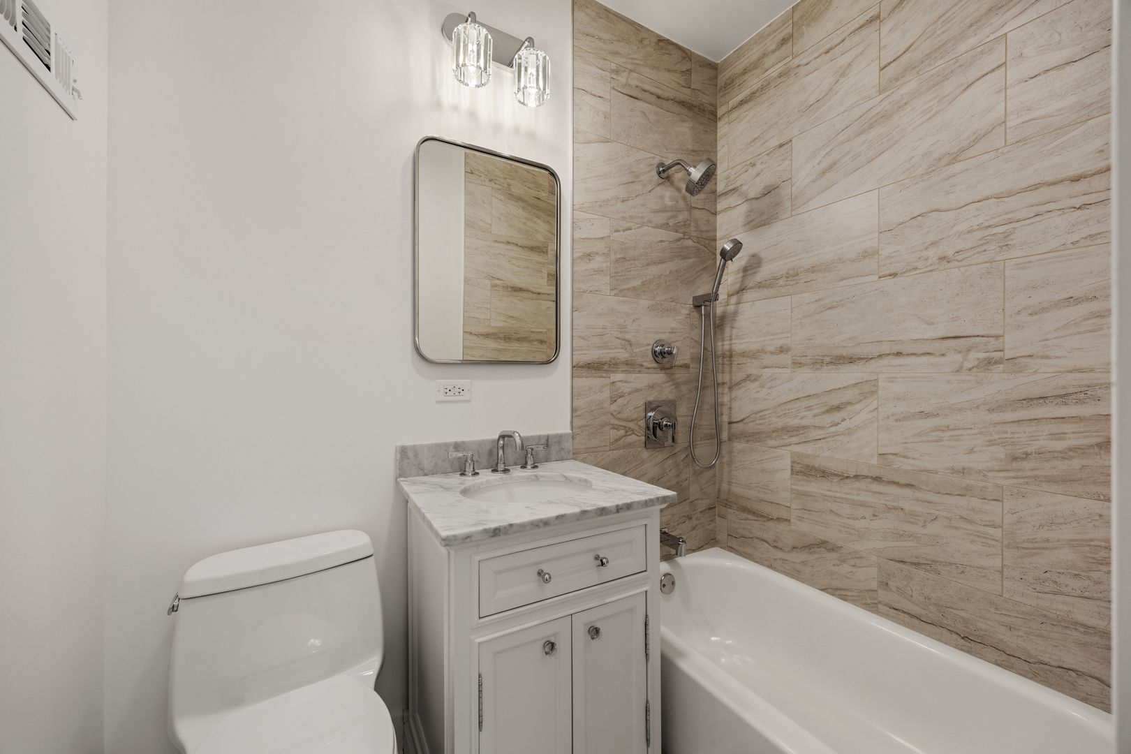2107 N Clark Street Property Photo 29