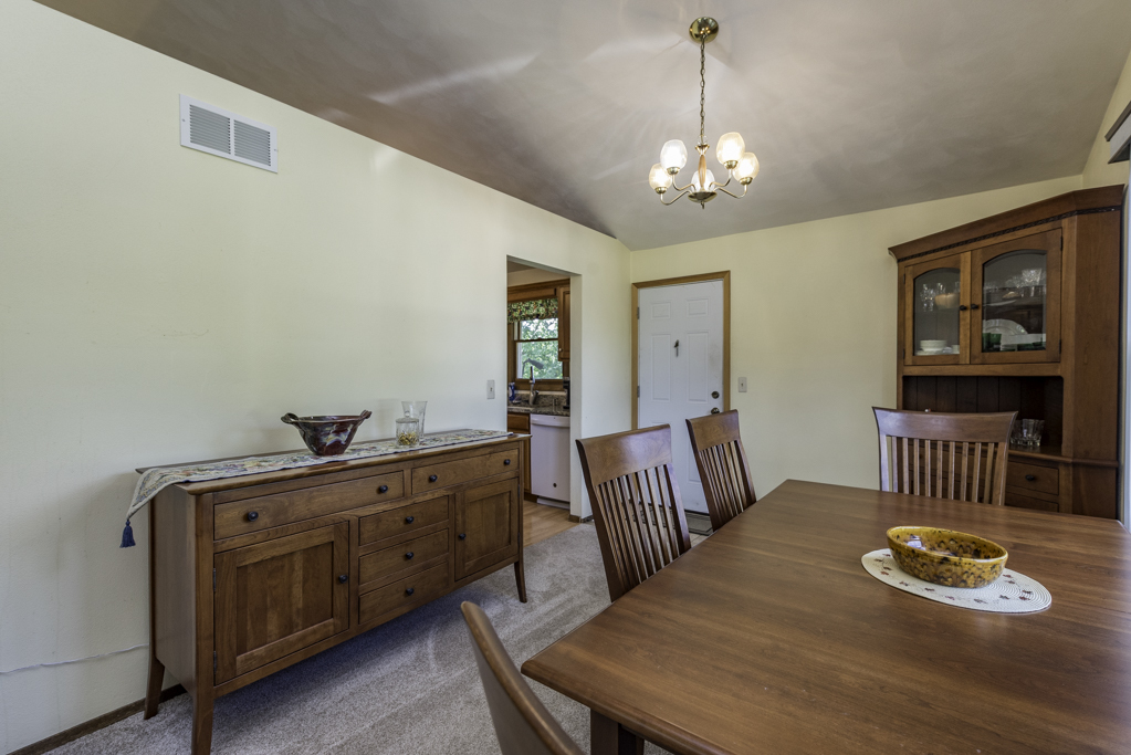 12674 W Crescent Avenue Property Photo 6