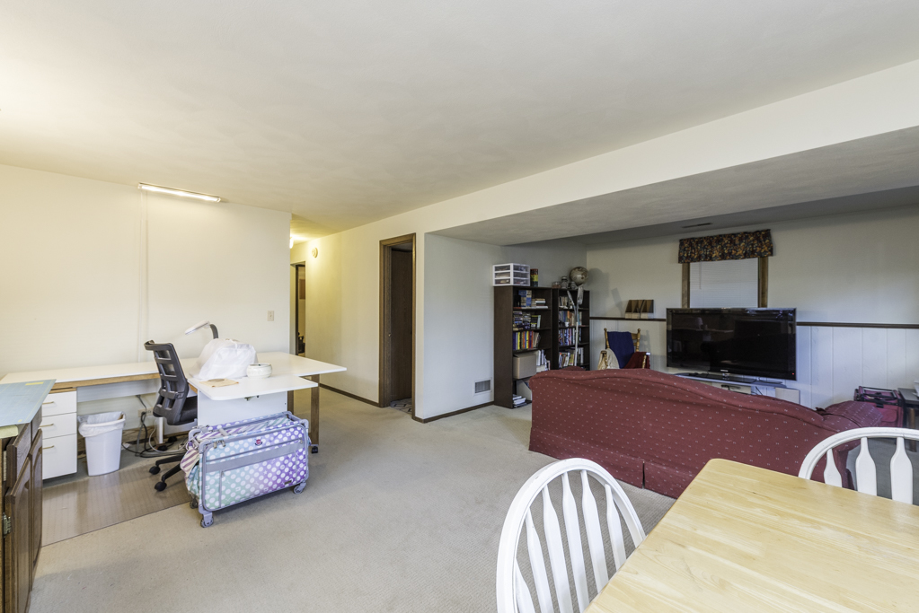 12674 W Crescent Avenue Property Photo 21