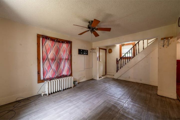 918 Jackson Avenue Property Photo 8