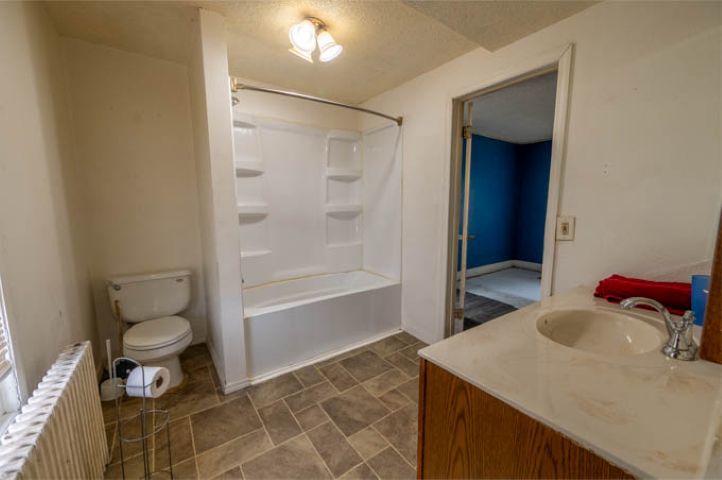 918 Jackson Avenue Property Photo 16