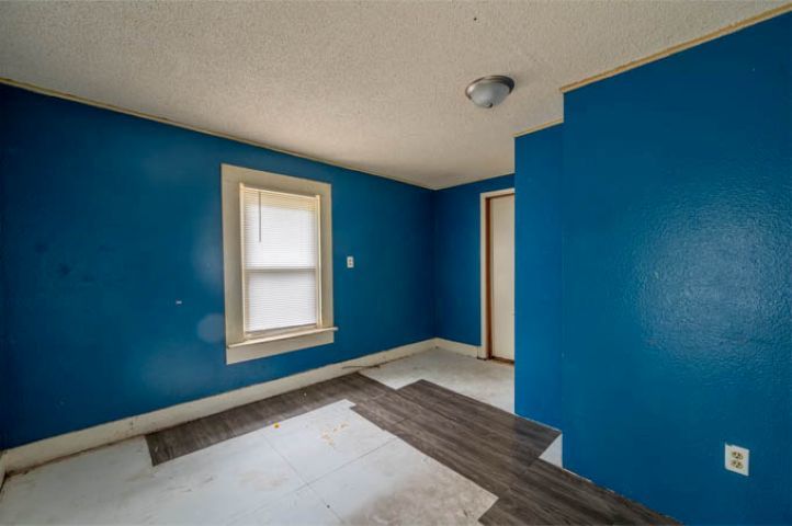 918 Jackson Avenue Property Photo 17