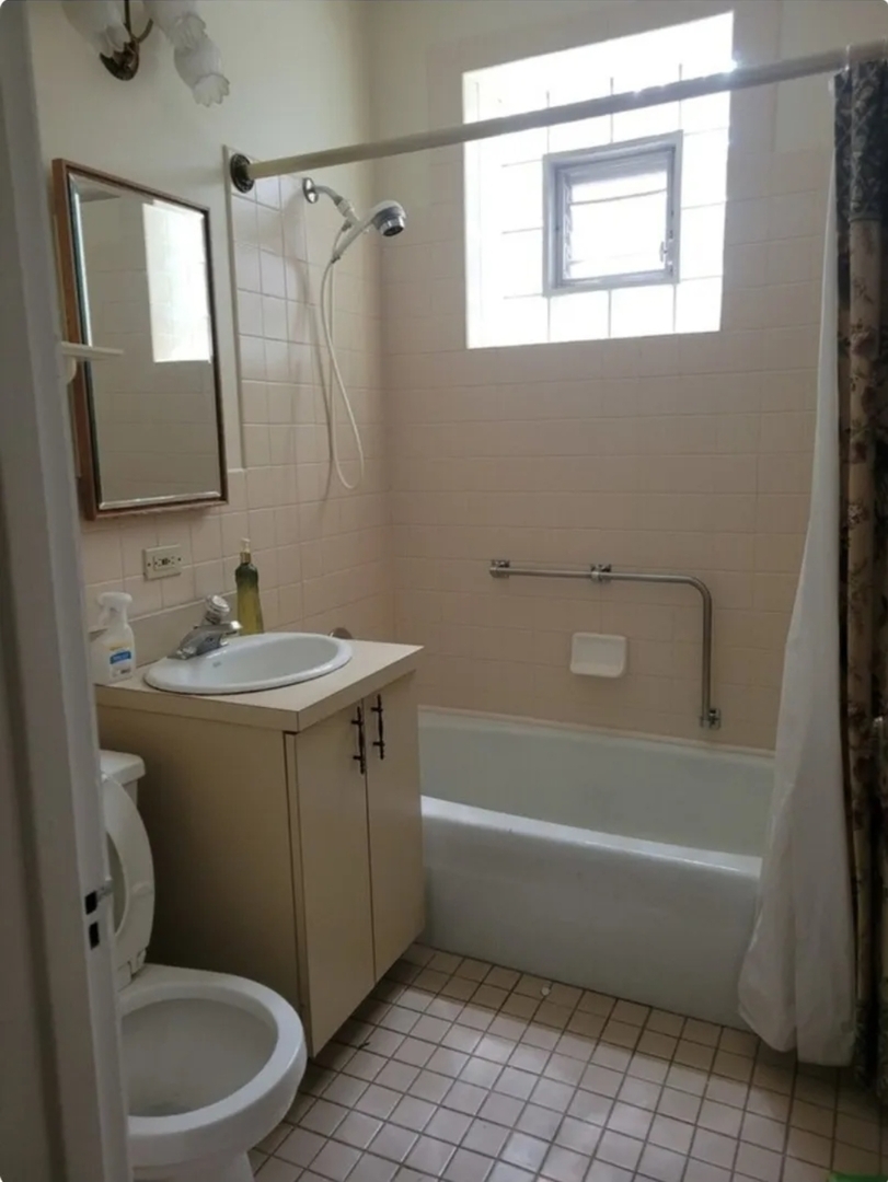 6939 N Hamilton Avenue 1 Property Photo 10