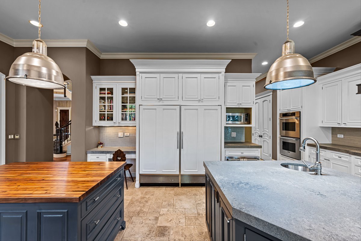 12672761 Property Photo 11