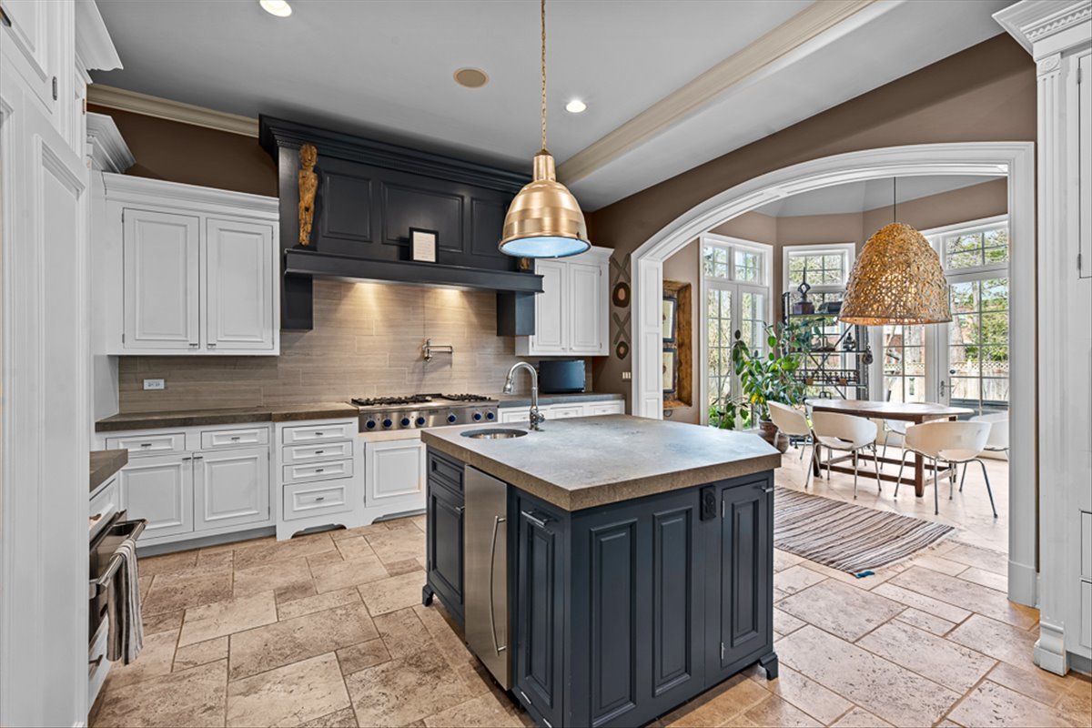 12672761 Property Photo 17